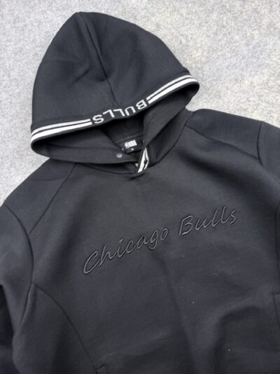 Authentic Pre-Loved NBA Chicago Bulls Tech Fleece Oversized Hoodie – Black | Size XL (Fits Oversized)