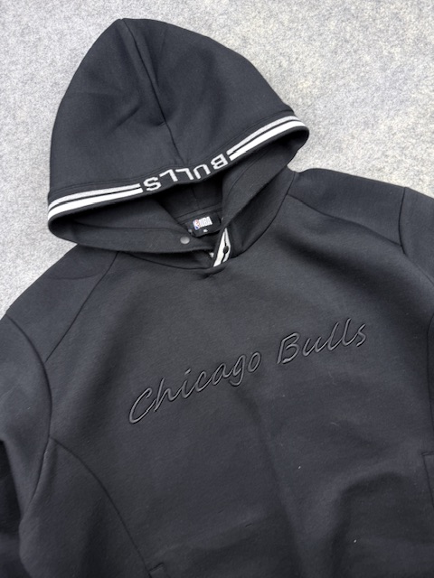 Authentic Pre-Loved NBA Chicago Bulls Tech Fleece Oversized Hoodie - Black | Size XL (Fits Oversized) Authentic Pre-Loved NBA Chicago Bulls Tech Fleece Oversized Hoodie - Black | Size XL (Fits Oversized) - Image 2