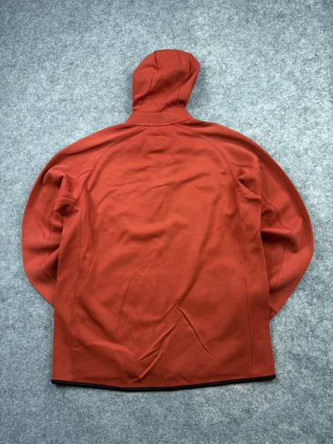 Authentic Pre-Loved Uniqlo DRY Stretch Full-Zip Tech Hoodie - Rust Red | Size XL Authentic Pre-Loved Uniqlo DRY Stretch Full-Zip Tech Hoodie - Rust Red | Size XL - Image 4