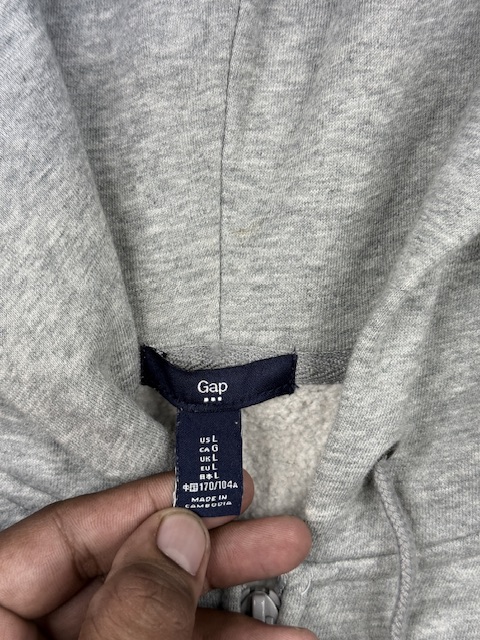 Authentic Pre-Loved Gap Arch Logo Full-Zip Fleece Hoodie - Heather Gray / Patterned Logo | Women's Size L Authentic Pre-Loved Gap Arch Logo Full-Zip Fleece Hoodie - Heather Gray / Patterned Logo | Women's Size L - Image 3