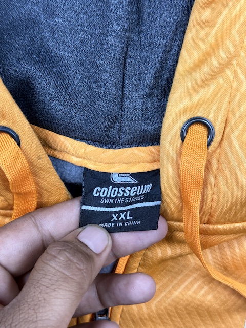Authentic Pre-Loved Colosseum Athletics Tennessee Volunteers Full-Zip Colorblock Hoodie - Navy / Orange | Size XXL (Oversized) Authentic Pre-Loved Colosseum Athletics Tennessee Volunteers Full-Zip Colorblock Hoodie – Navy / Orange | Size XXL (Oversized)