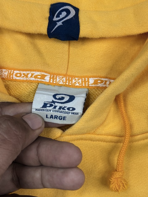 Authentic Pre-Loved Vintage Piko Hawaiian Longboard Wear Graphic Hoodie - Yellow / Blue | Size L (Oversized) Authentic Pre-Loved Vintage Piko Hawaiian Longboard Wear Graphic Hoodie – Yellow / Blue | Size L (Oversized)