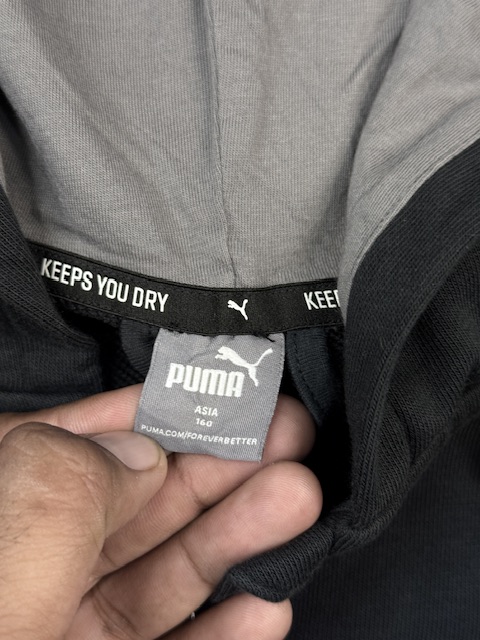 Authentic Pre-Loved Puma "Keeps You Dry" Technical Full-Zip Hoodie - Black / Gray | Men's Size S Authentic Pre-Loved Puma “Keeps You Dry” Technical Full-Zip Hoodie – Black / Gray | Men’s Size S