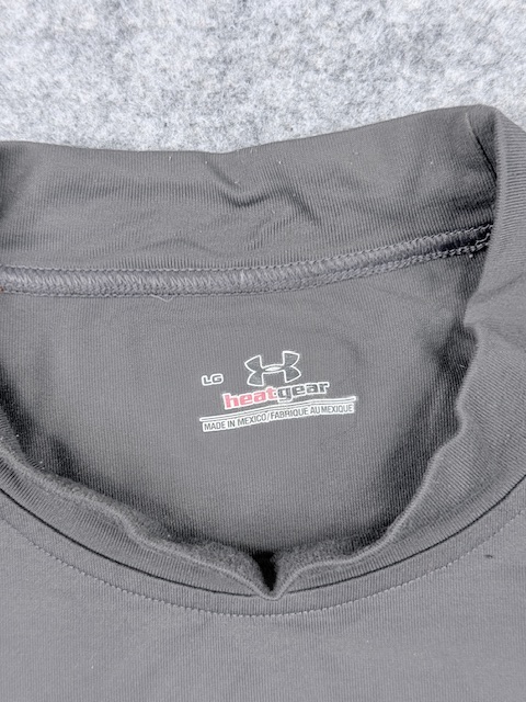 Authentic Pre-Loved Under Armour HeatGear UPF50+ Short Sleeve Compression T-Shirt - Charcoal Grey | Size L/XL (Stretchy) Authentic Pre-Loved Under Armour HeatGear UPF50+ Short Sleeve Compression T-Shirt - Charcoal Grey | Size L/XL (Stretchy) - Image 3