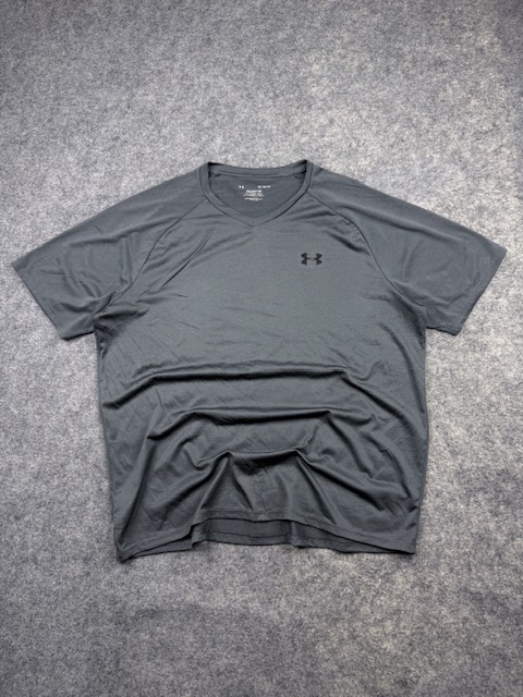 Pre-Loved Under Armour "The Tech Tee" V-Neck Short Sleeve Active T-Shirt - Dark Grey | Size XXL (Tag XL) Pre-Loved Under Armour "The Tech Tee" V-Neck Short Sleeve Active T-Shirt - Dark Grey | Size XXL (Tag XL)