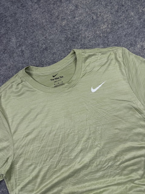 Authentic Pre-Loved "The Nike Tee" Dri-FIT Basic Short Sleeve Active T-Shirt - Light Olive Green | Size M/L (Tag M) Authentic Pre-Loved "The Nike Tee" Dri-FIT Basic Short Sleeve Active T-Shirt - Light Olive Green | Size M/L (Tag M) - Image 2