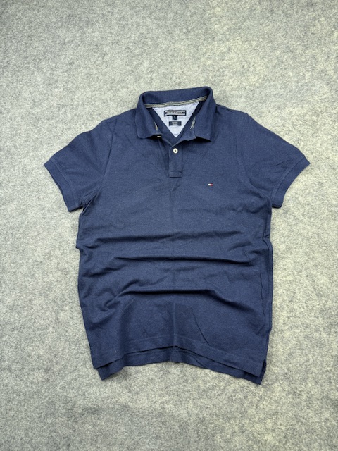 Pre-Loved Tommy Hilfiger Slim Fit Stretch Polo Shirt - Navy Blue | Size S Pre-Loved Tommy Hilfiger Slim Fit Stretch Polo Shirt - Navy Blue | Size S