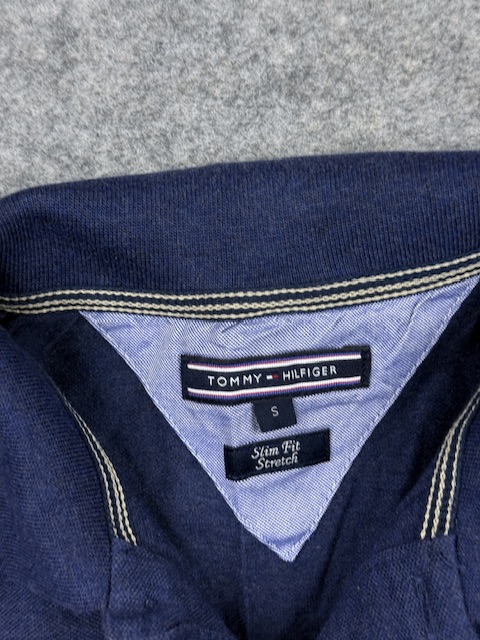 Pre-Loved Tommy Hilfiger Slim Fit Stretch Polo Shirt - Navy Blue | Size S Pre-Loved Tommy Hilfiger Slim Fit Stretch Polo Shirt - Navy Blue | Size S - Image 3
