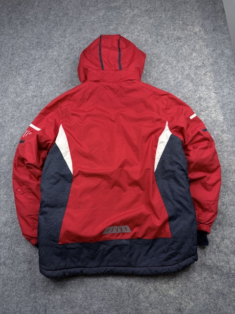 Manchester United Official Merchandise Winter Ski Jacket - Red / Navy | Size M Manchester United Official Merchandise Winter Ski Jacket - Red / Navy | Size M - Image 6