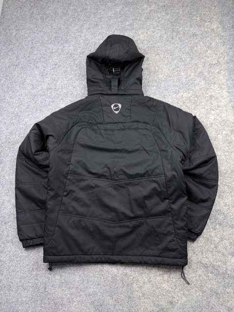 Pre-Loved Vintage Nike Juventus "New Holland" Puffer Stadium Jacket - Black | Size S Pre-Loved Vintage Nike Juventus "New Holland" Puffer Stadium Jacket - Black | Size S - Image 8