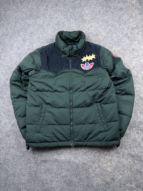 Pre-Loved Adidas '84 Retro Patch Corduroy Yoke Puffer Jacket - Forest Green | Size L Pre-Loved Adidas '84 Retro Patch Corduroy Yoke Puffer Jacket - Forest Green | Size L