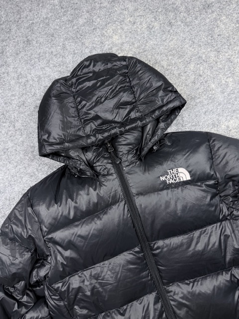 The North Face 700-Fill Pertex Quantum Down Puffer Jacket - Black | Women's Size M The North Face 700-Fill Pertex Quantum Down Puffer Jacket - Black | Women's Size M - Image 2