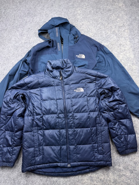 Pre-Loved Vintage The North Face HyVent 3-in-1 Double Jacket with Inner Puffer - Navy Blue | Size M Pre-Loved Vintage The North Face HyVent 3-in-1 Double Jacket with Inner Puffer - Navy Blue | Size M - Image 6