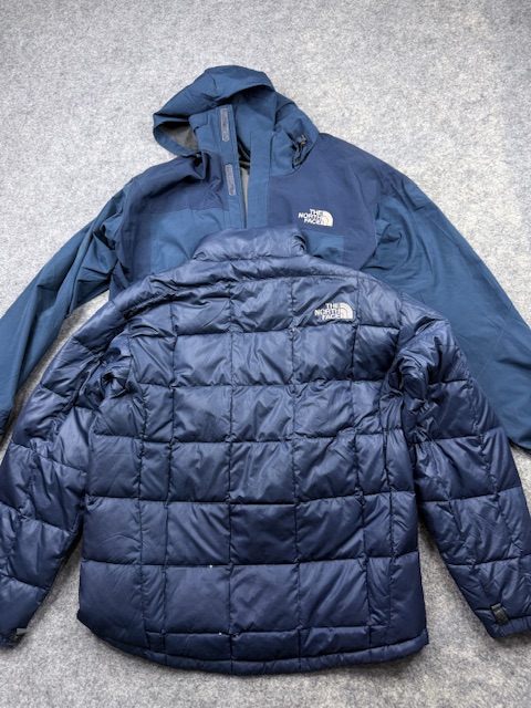 Pre-Loved Vintage The North Face HyVent 3-in-1 Double Jacket with Inner Puffer - Navy Blue | Size M Pre-Loved Vintage The North Face HyVent 3-in-1 Double Jacket with Inner Puffer - Navy Blue | Size M - Image 7