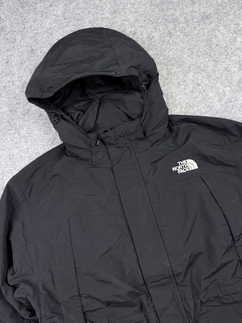 The North Face Gore-Tex Hooded Parka Jacket - Black | Size L The North Face Gore-Tex Hooded Parka Jacket - Black | Size L - Image 2