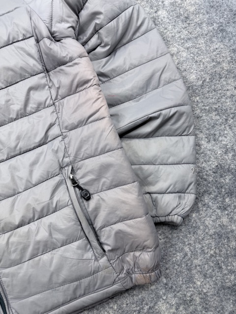 Pre-Loved Vintage The North Face 900-Fill Down Puffer Jacket - Grey | Size M Pre-Loved Vintage The North Face 900-Fill Down Puffer Jacket - Grey | Size M - Image 3