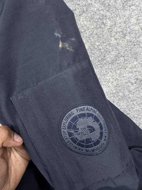 The North Face McMurdo Series Expedition Down Parka - Navy Blue | Size L The North Face McMurdo Series Expedition Down Parka - Navy Blue | Size L - Image 3
