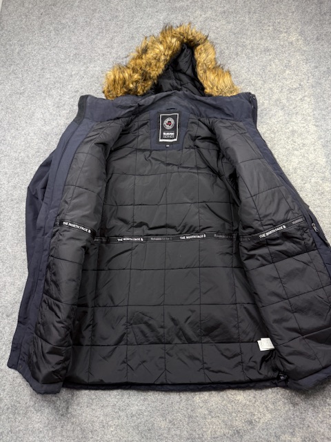The North Face McMurdo Series Expedition Down Parka - Navy Blue | Size L The North Face McMurdo Series Expedition Down Parka - Navy Blue | Size L - Image 4