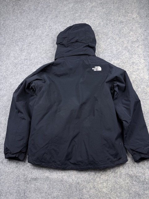 The North Face HyVent 3-in-1 Triclimate Double Jacket with Monogram Liner - Black | Size S The North Face HyVent 3-in-1 Triclimate Double Jacket with Monogram Liner - Black | Size S - Image 11
