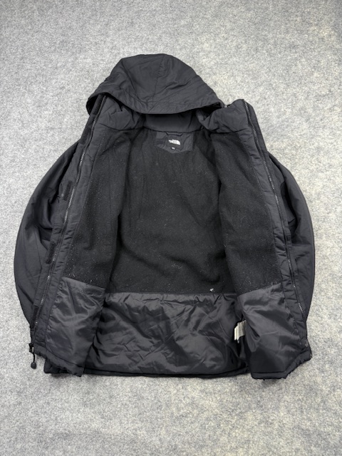 The North Face HyVent Waterproof Fleece-Lined Hooded Jacket - Black | Size M The North Face HyVent Waterproof Fleece-Lined Hooded Jacket - Black | Size M - Image 4