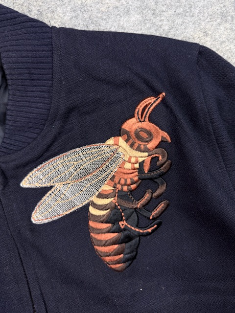 Gucci Luxury Embroidered Bee Wool-Blend Bomber Jacket with Web Rib Trim - Dark Navy Blue | Size L Gucci Luxury Embroidered Bee Wool-Blend Bomber Jacket with Web Rib Trim - Dark Navy Blue | Size L - Image 3