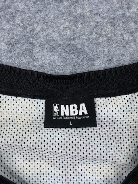 Pre-Loved NBA Orlando Magic Camouflage Graphic Basketball Jersey Tank Top - Black / Grey / Multi | Size L Pre-Loved NBA Orlando Magic Camouflage Graphic Basketball Jersey Tank Top - Black / Grey / Multi | Size L - Image 3