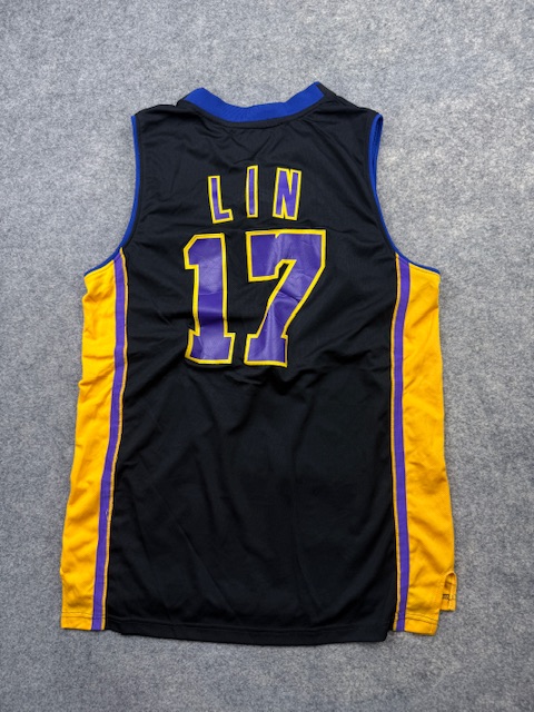 Pre-Loved Adidas NBA Los Angeles Lakers Jeremy Lin #17 Swingman Basketball Jersey - Black & Gold / Purple | Size L Pre-Loved Adidas NBA Los Angeles Lakers Jeremy Lin #17 Swingman Basketball Jersey - Black & Gold / Purple | Size L - Image 4