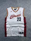 Pre-Loved Adidas NBA Cleveland Cavaliers LeBron James #23 Swingman Basketball Jersey - White & Wine/Gold | Size M/L