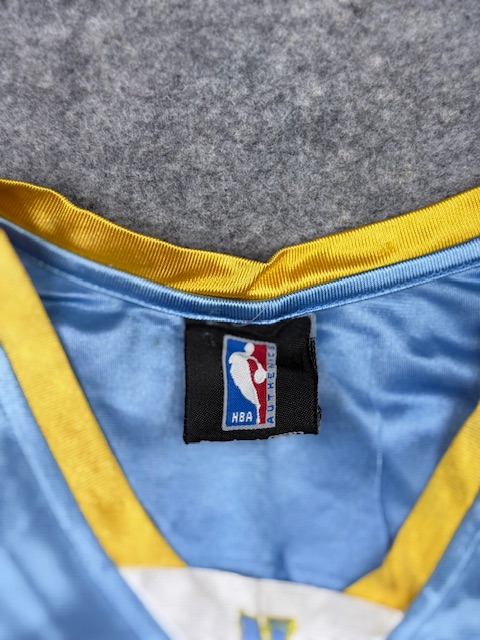 Pre-Loved Reebok NBA Denver Nuggets Basketball Jersey Tank Top - Powder Blue & Yellow/White | Size L Pre-Loved Reebok NBA Denver Nuggets Basketball Jersey Tank Top - Powder Blue & Yellow/White | Size L - Image 3