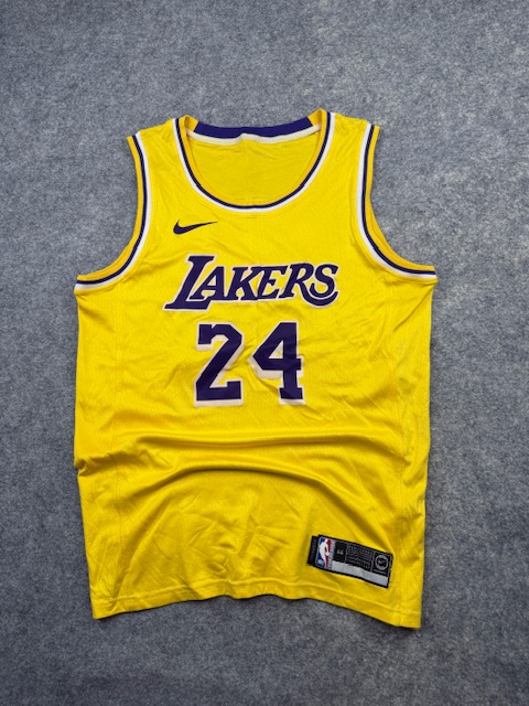 Nike NBA Los Angeles Lakers Kobe Bryant #24 Swingman Basketball Jersey - Gold & Purple | Size XL Nike NBA Los Angeles Lakers Kobe Bryant #24 Swingman Basketball Jersey - Gold & Purple | Size XL