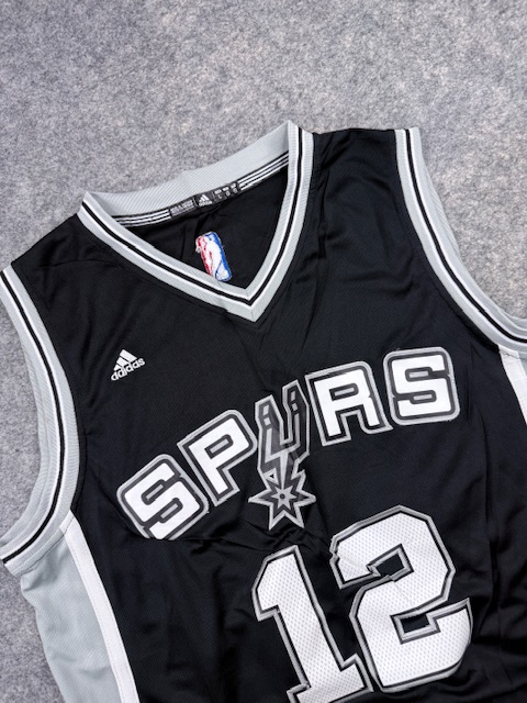 Adidas NBA San Antonio Spurs LaMarcus Aldridge #12 Swingman Basketball Jersey - Black & Silver | Size L/XL Adidas NBA San Antonio Spurs LaMarcus Aldridge #12 Swingman Basketball Jersey - Black & Silver | Size L/XL - Image 2