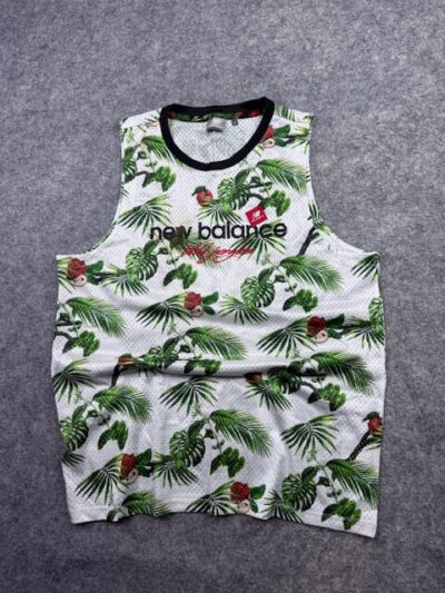 New Balance "Wild Jungle" Tropical Print Athletic Basketball Jersey Tank Top - White & Green | Size L