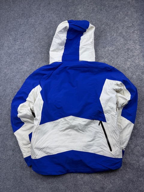 Carve Sport Technical Waterproof Ski & Snowboard Winter Jacket - Blue, White & Black | Size S Carve Sport Technical Waterproof Ski & Snowboard Winter Jacket - Blue, White & Black | Size S - Image 8