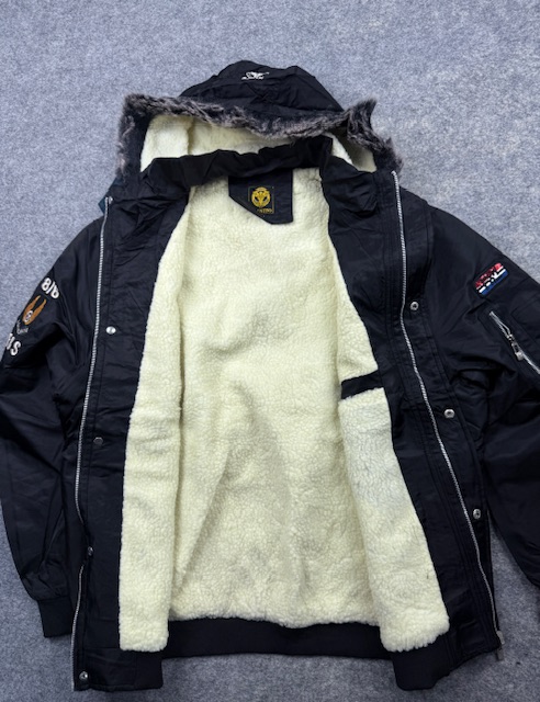 Leduntino Classic Fur-Trim Hooded Sherpa-Lined Winter Bomber Jacket - Black | Size XXL Leduntino Classic Fur-Trim Hooded Sherpa-Lined Winter Bomber Jacket - Black | Size XXL - Image 4