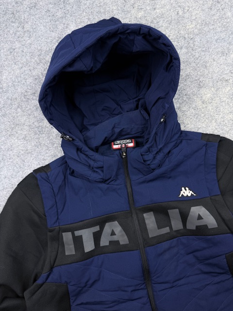 Kappa Italia 2-in-1 Convertible Quilted & Fleece Hybrid Winter Jacket / Vest - Navy Blue & Black | Size XL Kappa Italia 2-in-1 Convertible Quilted & Fleece Hybrid Winter Jacket / Vest - Navy Blue & Black | Size XL - Image 2