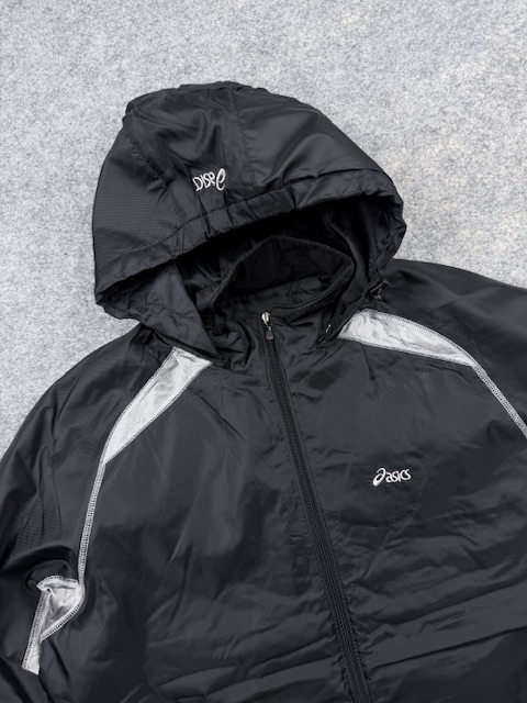 Asics Vintage Tech Hooded Winter Windbreaker Parka Jacket - Black & Silver | Size XXL Asics Vintage Tech Hooded Winter Windbreaker Parka Jacket - Black & Silver | Size XXL - Image 2