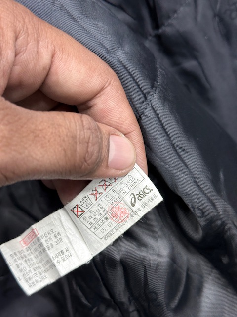 Asics Vintage Tech Hooded Winter Windbreaker Parka Jacket - Black & Silver | Size XXL Asics Vintage Tech Hooded Winter Windbreaker Parka Jacket - Black & Silver | Size XXL - Image 5